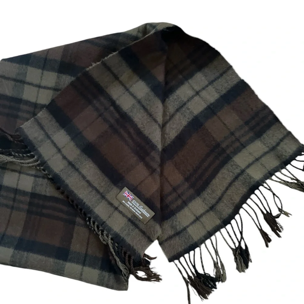 100% Cashmere Unisex Fringe Scarf  Size 63”‎ x 11.25”